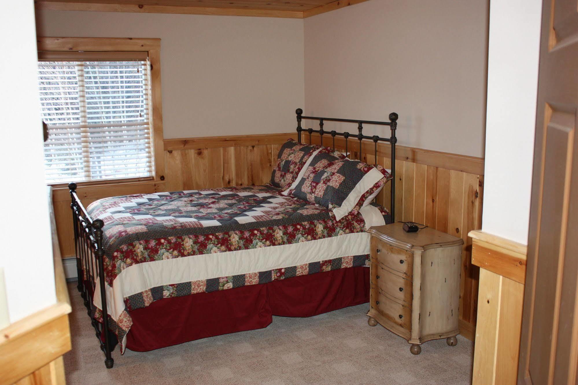 Lake Parlin Lodge & Cabins West Forks Dış mekan fotoğraf